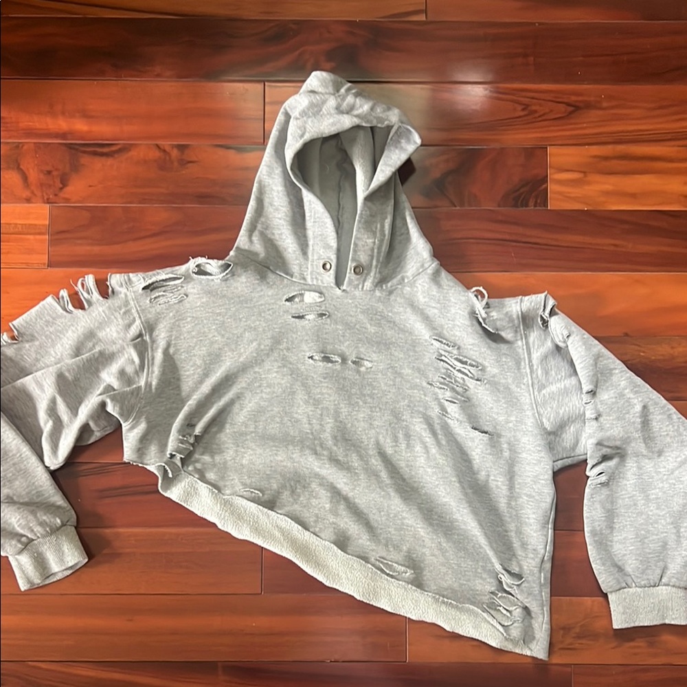 Emma & Sam (LF) Distressed Cropped Gray Hoodie